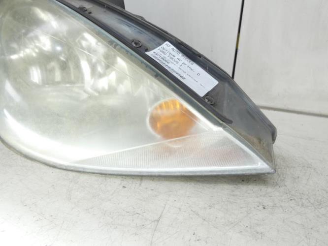 Optique avant principal droit (feux)(phare) FORD FOCUS 1