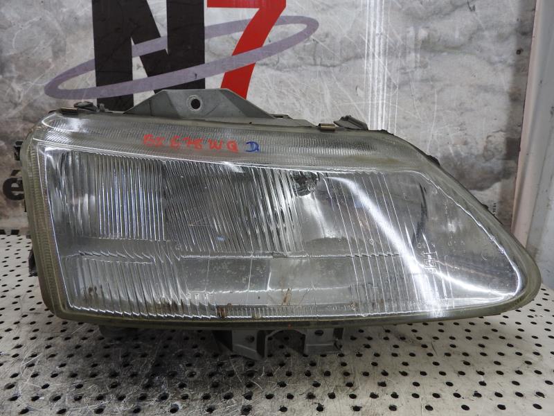 Optique avant principal droit (feux)(phare) RENAULT LAGUNA 1 PHASE 1 Essence