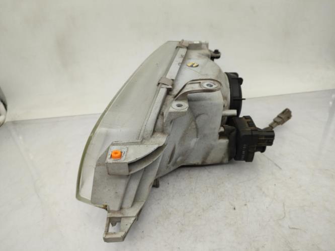 Optique avant principal droit (feux)(phare) TOYOTA CARINA 3 Diesel