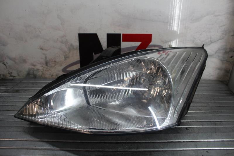 Optique avant principal gauche (feux)(phare) FORD FOCUS 1 BREAK Diesel