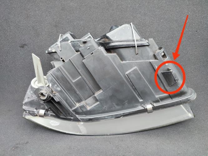 Optique avant principal gauche (feux)(phare) AUDI A6 2 AVANT PHASE 2 BREAK Diesel