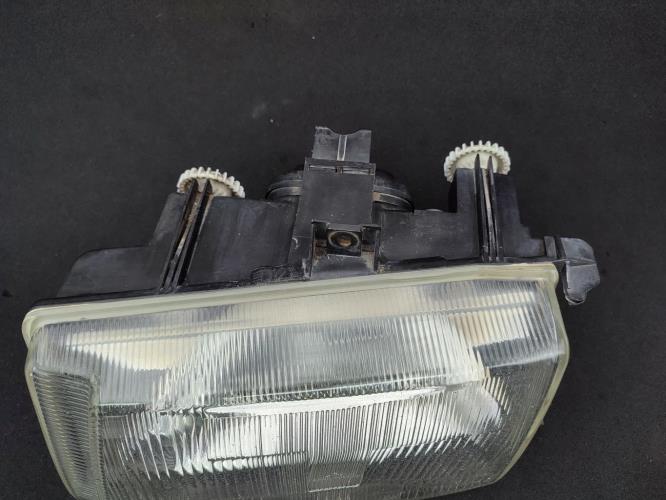 Optique avant principal gauche (feux)(phare) VOLKSWAGEN CADDY 2 Diesel