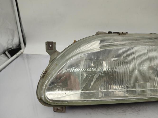 Optique avant principal gauche (feux)(phare) RENAULT R19 PHASE 2 Diesel