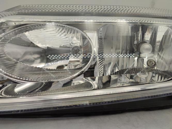 Optique avant principal gauche (feux)(phare) RENAULT LAGUNA 2 PHASE 1 Diesel