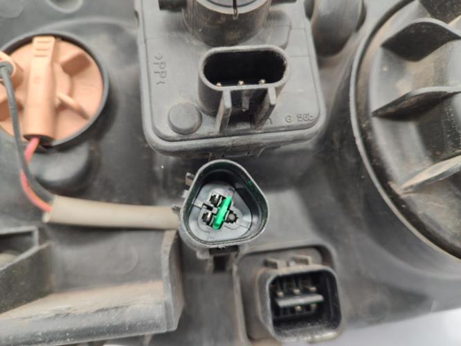 Optique avant principal gauche (feux)(phare) HYUNDAI SANTA FE 1 Diesel