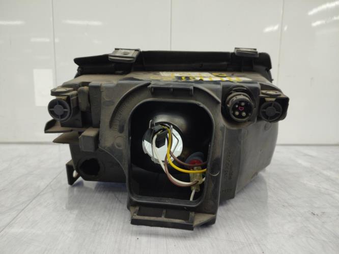 Optique avant principal gauche (feux)(phare) AUDI