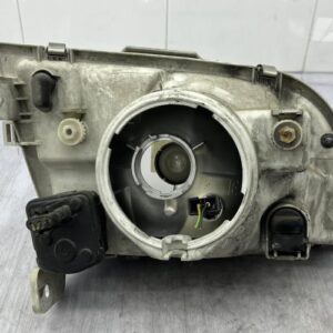 Optique avant principal gauche (feux)(phare) MITSUBISHI SPACE STAR 2 Diesel