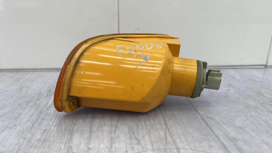 Optique avant secondaire droit (feux)(clignotant) FORD FOCUS 1 Diesel