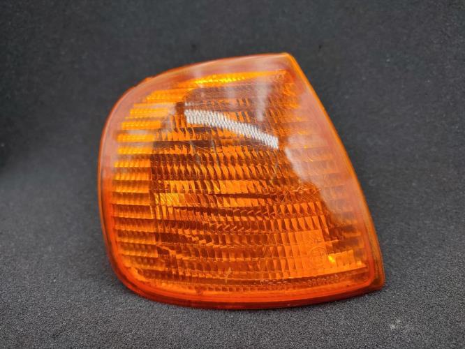 Optique avant secondaire droit (feux)(clignotant) VOLKSWAGEN CADDY 2 Diesel