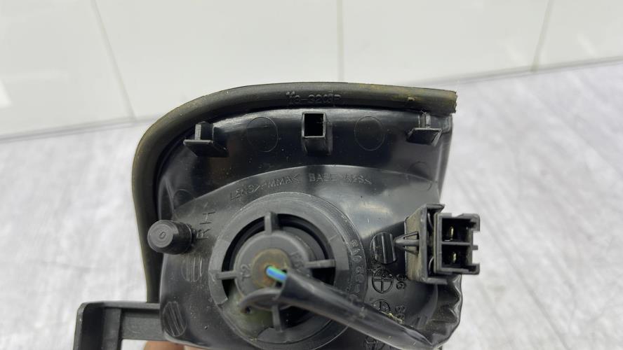 Optique avant secondaire droit (feux)(clignotant) NISSAN PRIMERA 1 PHASE 1 Diesel