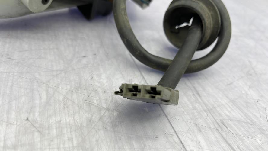 Optique avant secondaire droit (feux)(clignotant) PEUGEOT 104 Essence