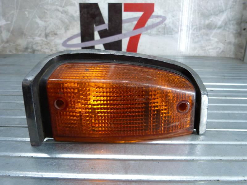 Optique avant secondaire droit (feux)(clignotant) RENAULT R9 Essence