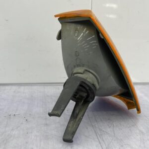 Optique avant secondaire droit (feux)(clignotant) RENAULT R9 Essence