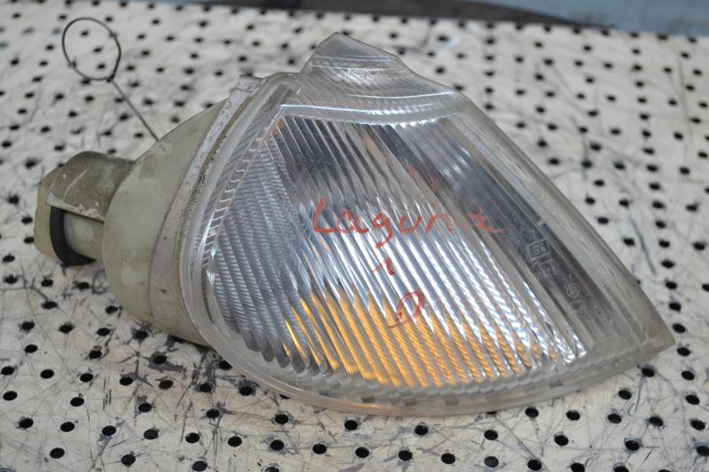 Optique avant secondaire droit (feux)(clignotant) RENAULT