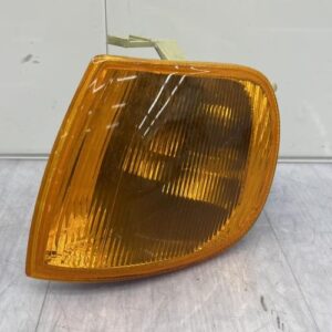 Optique avant secondaire gauche (feux)(clignotant) VOLKSWAGEN POLO 3 PHASE 1 Essence