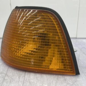 Optique avant secondaire gauche (feux)(clignotant) BMW SERIE 3 E36 Diesel
