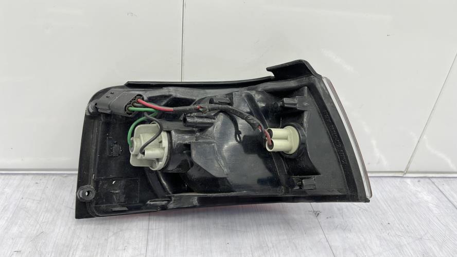 Optique avant secondaire gauche (feux)(clignotant) MAZDA 323 4 PHASE 2 Essence