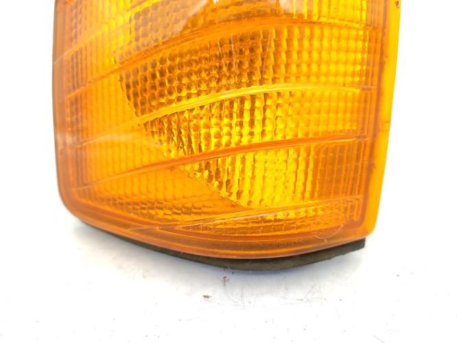 Optique avant secondaire gauche (feux)(clignotant) MERCEDES 190 W201 PHASE 1 Diesel