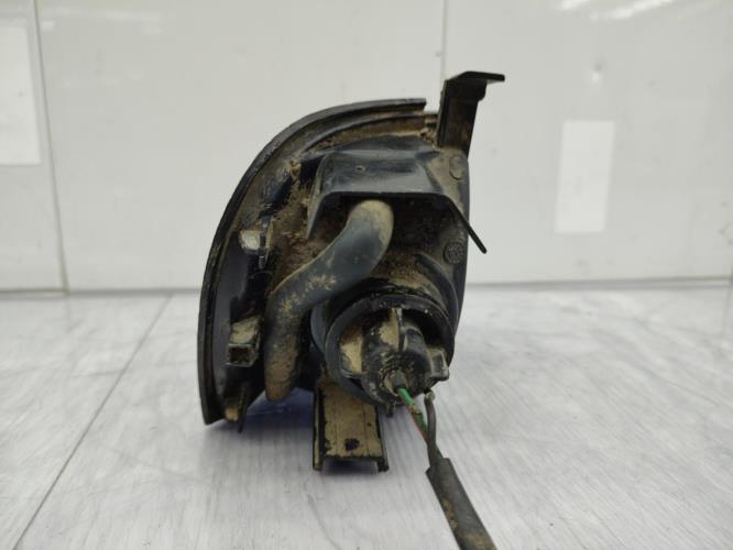 Optique avant secondaire gauche (feux)(clignotant) NISSAN