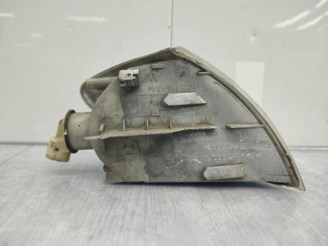 Optique avant secondaire gauche (feux)(clignotant) RENAULT