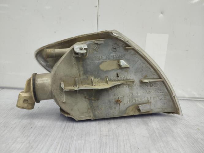 Optique avant secondaire gauche (feux)(clignotant) RENAULT