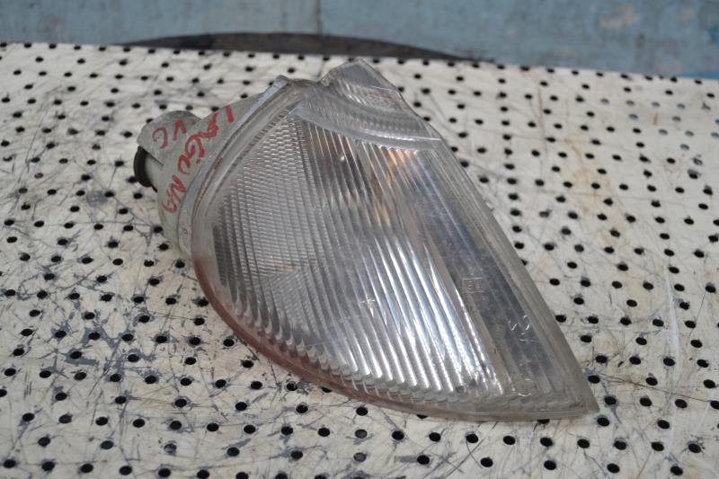 Optique avant secondaire gauche (feux)(clignotant) RENAULT