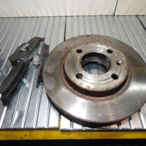 Paire de disques avant (freinage) VOLKSWAGEN POLO 3 PHASE 1 Essence