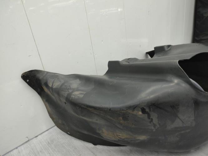Pare boue arriere droit VOLKSWAGEN POLO 5 PHASE 1 Diesel