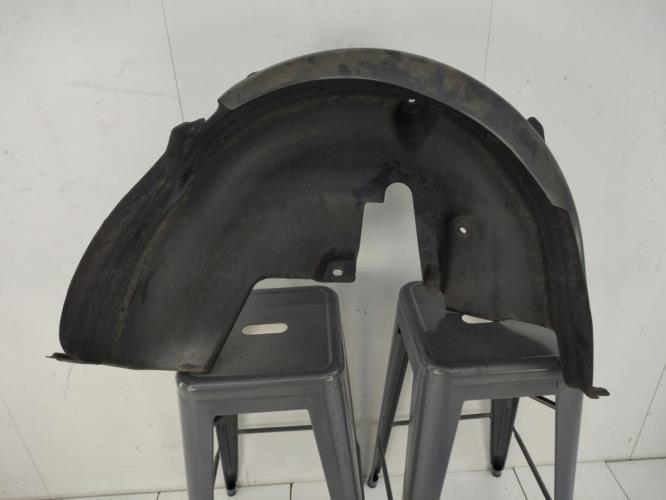 Pare boue arriere droit PEUGEOT 208 1 PHASE 1 Diesel