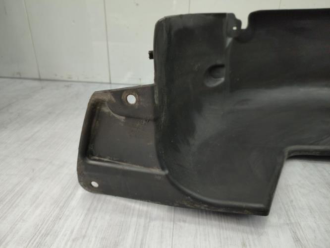 Pare boue arriere droit PEUGEOT 208 1 PHASE 1 Essence