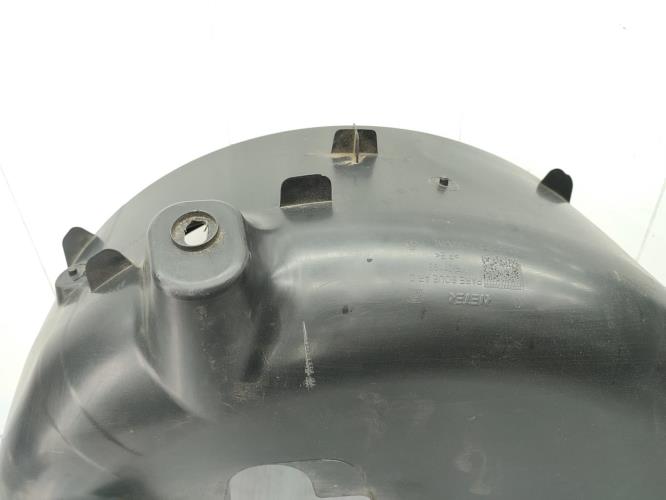 Pare boue arriere droit PEUGEOT 208 1 PHASE 2 Diesel
