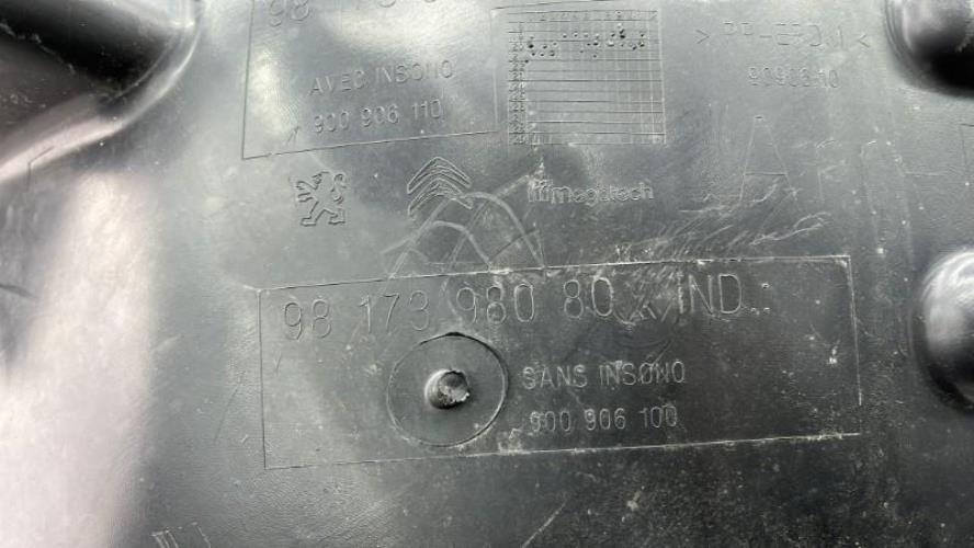 Pare boue arriere droit PEUGEOT PARTNER 3 PHASE 1 Diesel