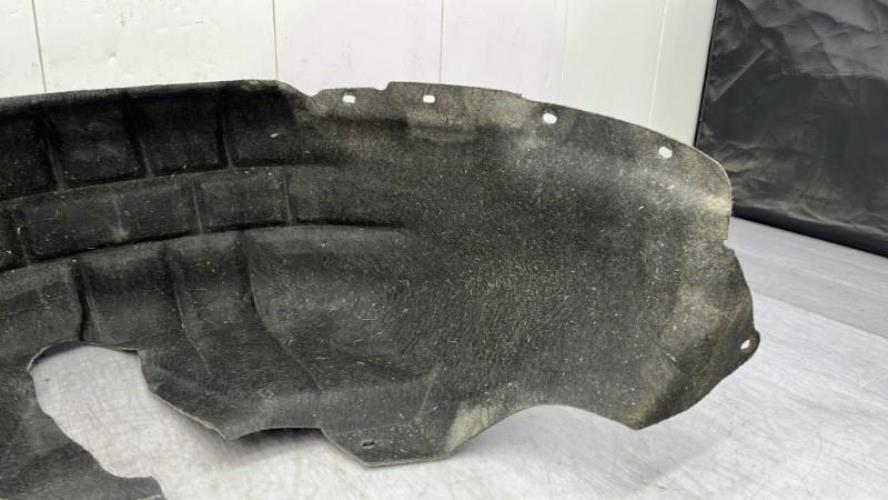 Pare boue arriere gauche VOLKSWAGEN GOLF 6 Diesel