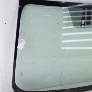 Pare brise TOYOTA VERSO-S PHASE 1 Essence