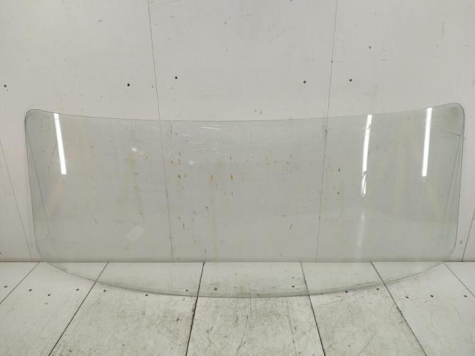 Pare brise PEUGEOT J7 Essence