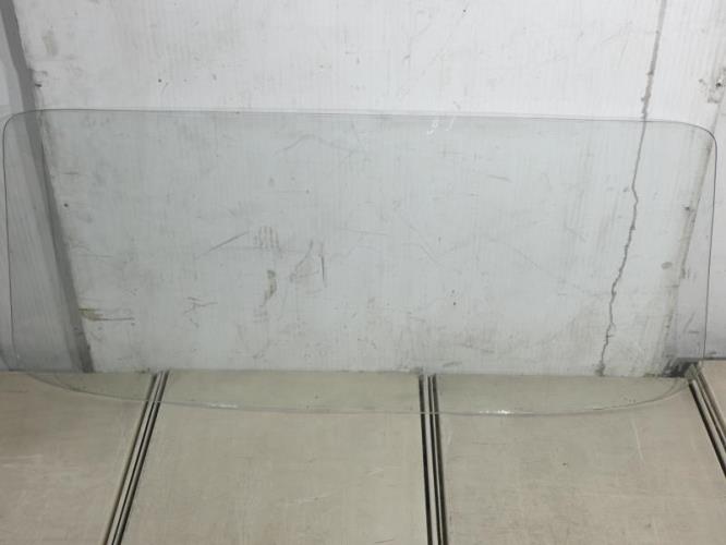 Pare brise RENAULT R6 Essence