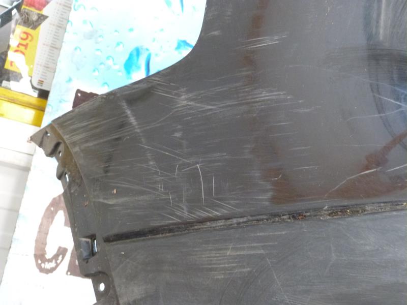 Pare choc arriere NISSAN