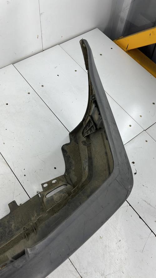 Pare choc arriere VOLKSWAGEN GOLF 3