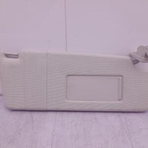 Pare soleil droit VOLKSWAGEN POLO 4 PHASE 1 Essence