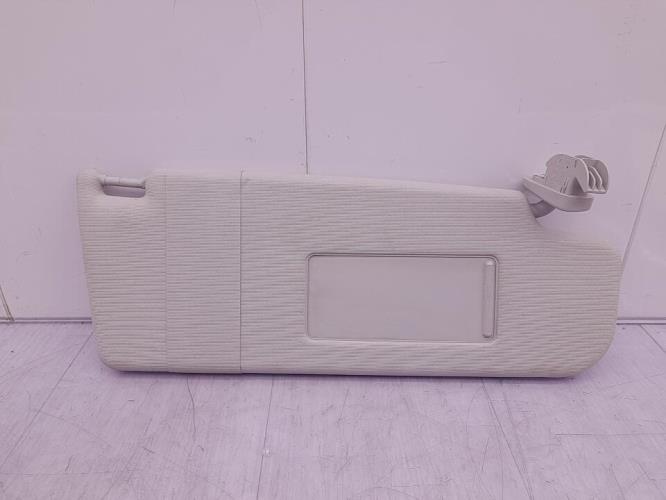 Pare soleil droit VOLKSWAGEN POLO 4 PHASE 1 Essence