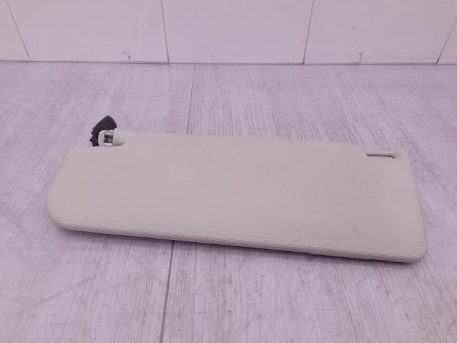 Pare soleil droit VOLKSWAGEN POLO 5 PHASE 1 Essence