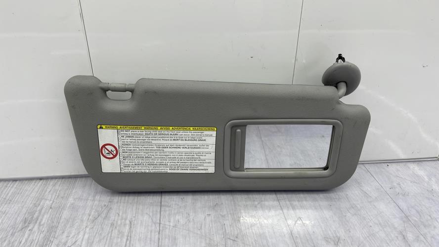 Pare soleil droit TOYOTA YARIS 2 PHASE 1 Essence