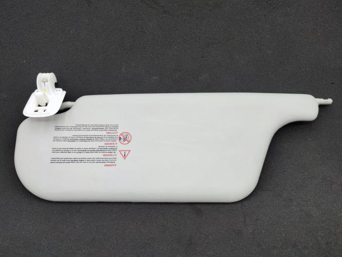 Pare soleil droit RENAULT CLIO 3 PHASE 2 Essence