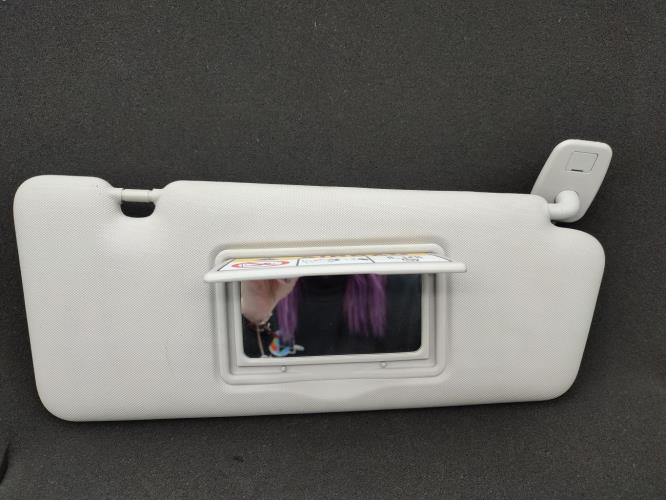 Pare soleil droit RENAULT CLIO 4 PHASE 2 Diesel