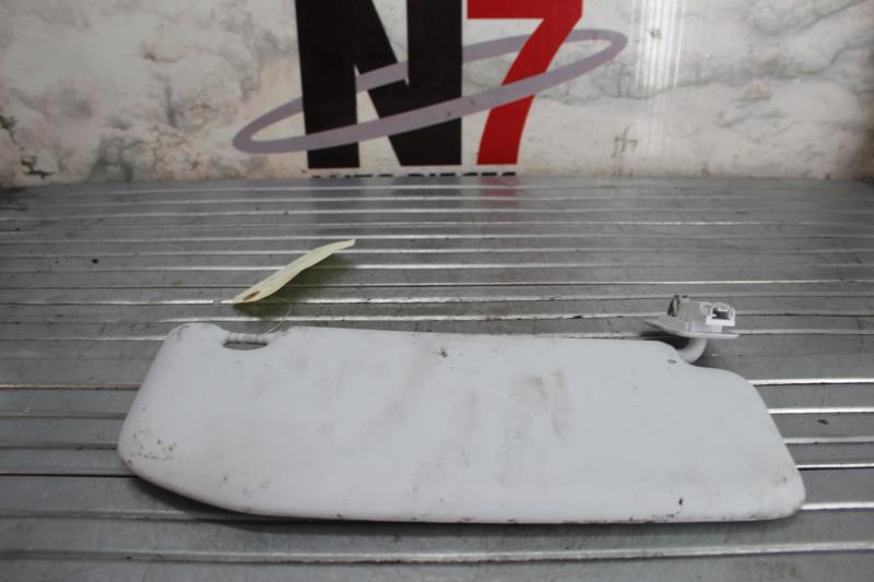 Pare soleil gauche PEUGEOT 208 1 PHASE 1 Diesel