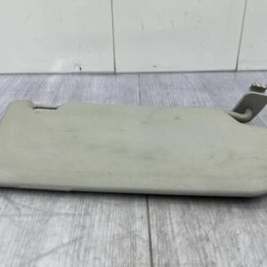 Pare soleil gauche FORD FIESTA 6 PHASE 1 Diesel