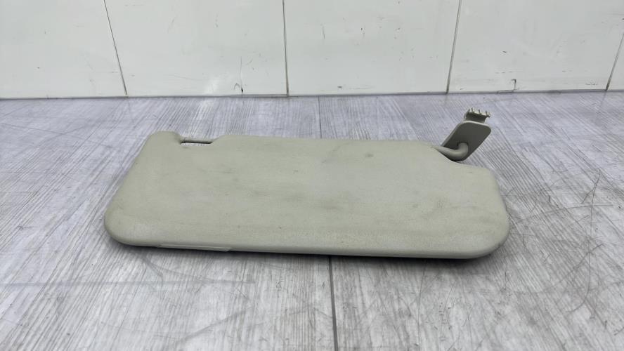 Pare soleil gauche FORD FIESTA 6 PHASE 1 Diesel