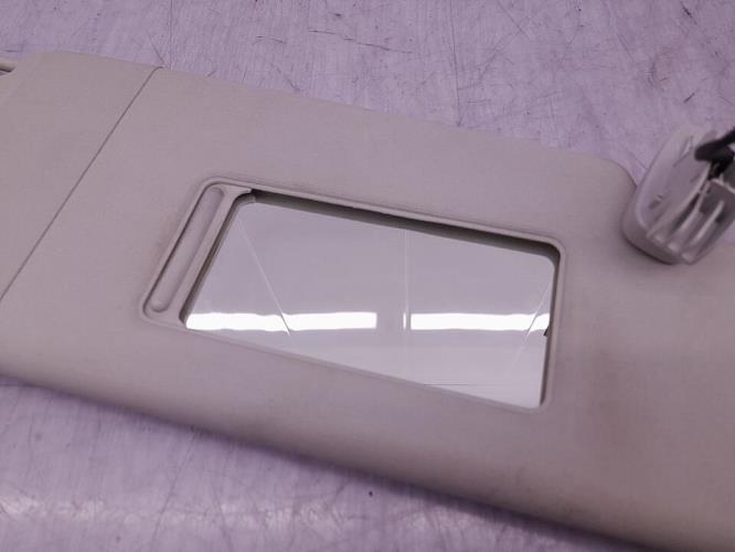 Pare soleil droit VOLKSWAGEN POLO 4 PHASE 2 Diesel