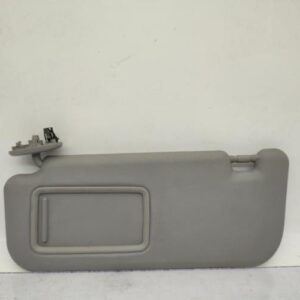 Pare soleil gauche TOYOTA YARIS 2 PHASE 1 Diesel