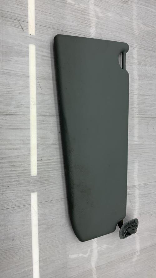 Pare soleil gauche RENAULT MEGANE 1 PHASE 1 Essence